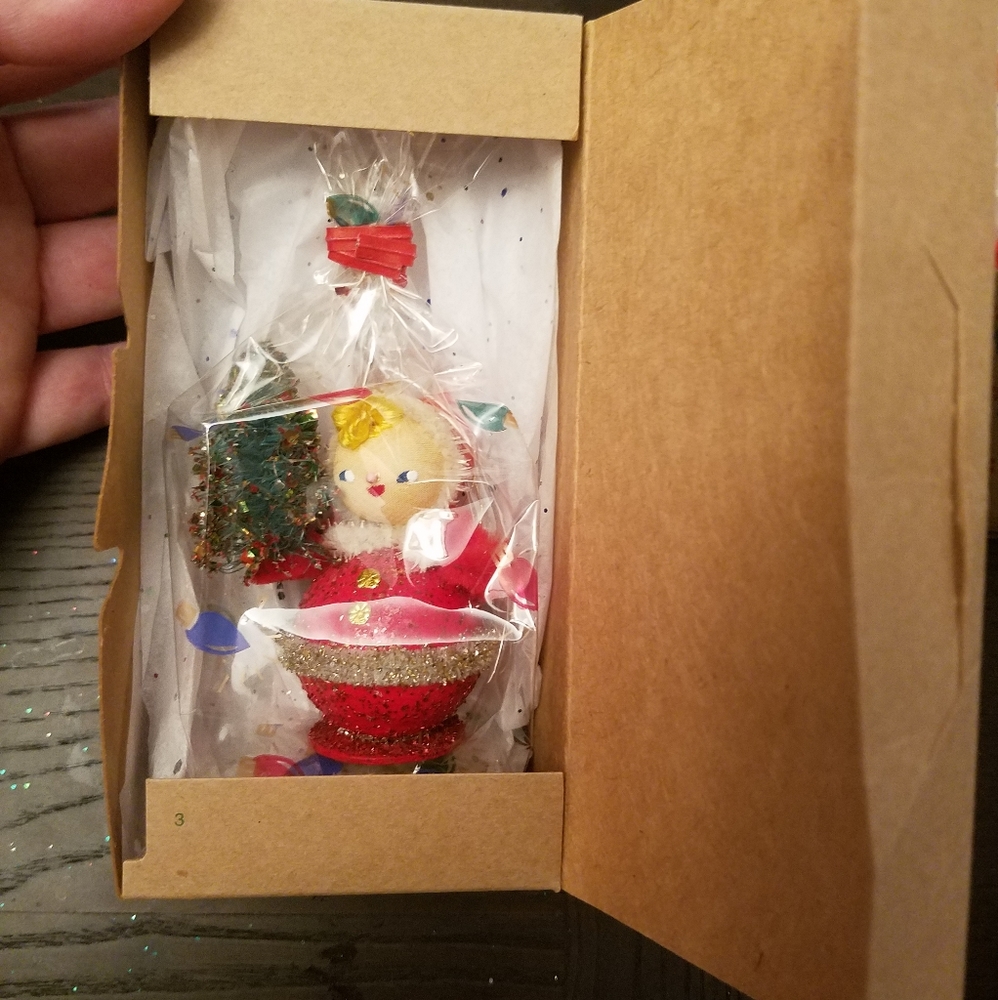 NWT Set of 3 D. Blumchen & Company Christmas Figurines